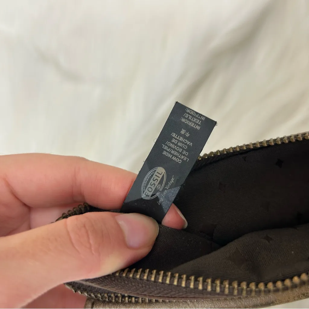 Fossil Double Zip Leather Wallet - Image 9