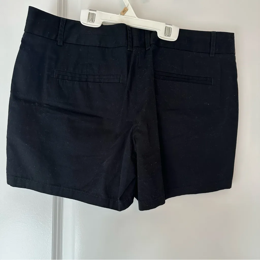 J. Crew Factory black 5” chino shorts Size 8 - Image 2