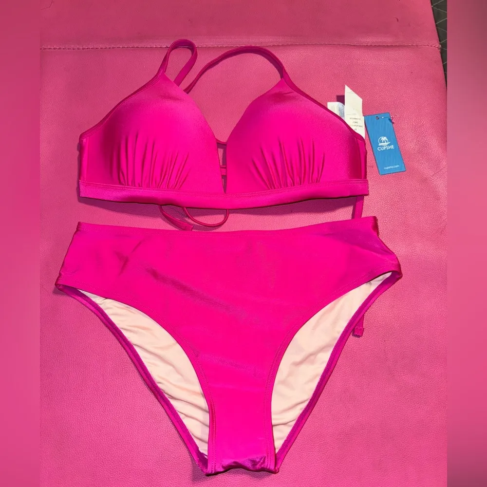 CUPSHE  Triangle Tops Scallop V Neck Crisscross Back Self Tie Push Up - Image 3