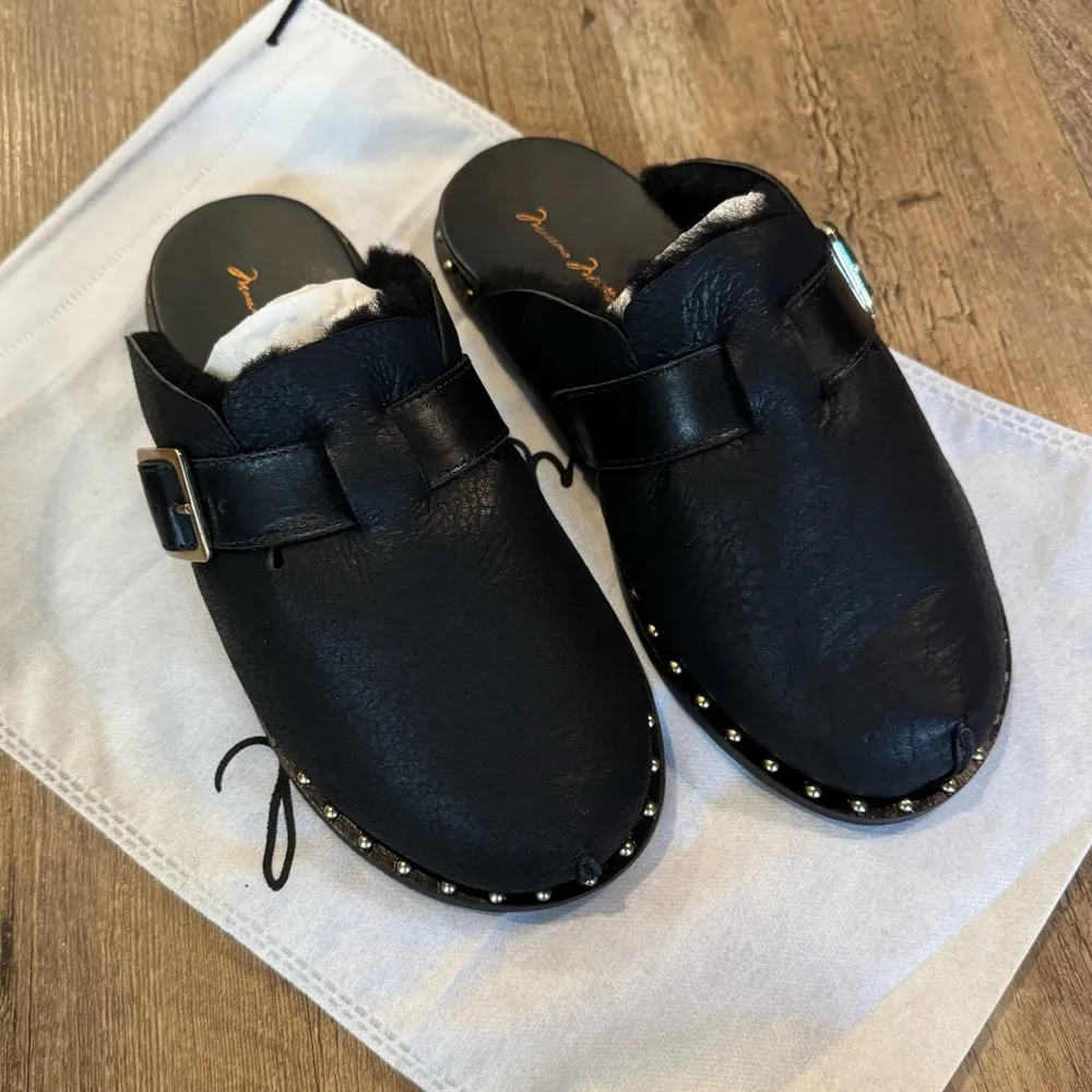 Massimo Matteo Alejandra Black Fuzzy Slip On Mule 6 - Image 2