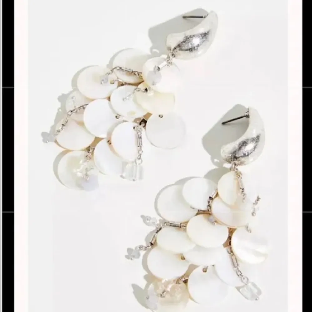 NWT Free people mother of pearl dangling earring - Image 2