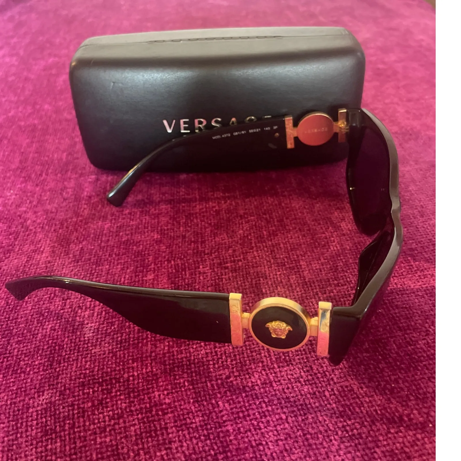 VERSACE Black Cat Eye Sunglasses Gold Medusa AS-IS CONDITION Polarized VE 4372 - Image 3