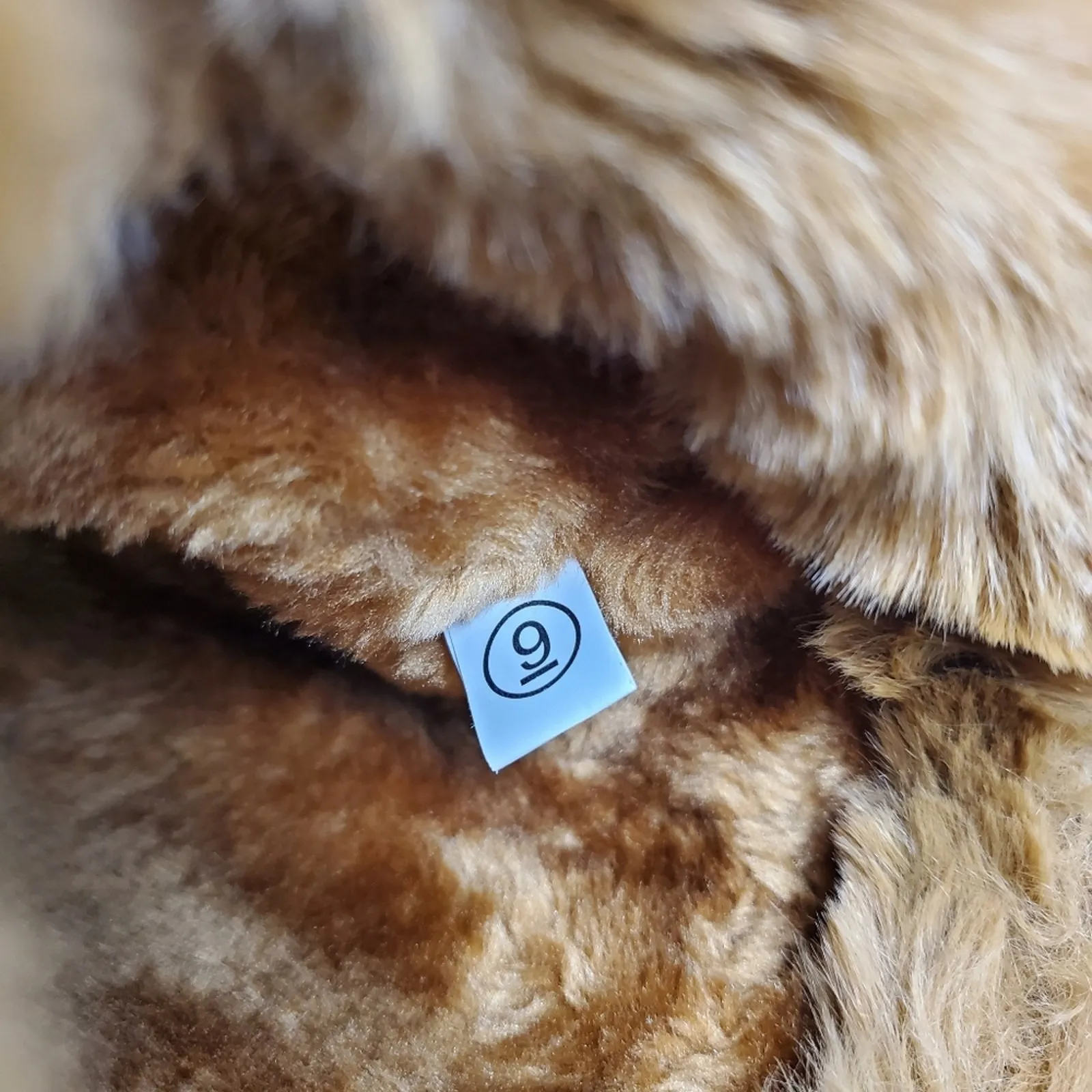 Rouge Helium Fluffy Fury All Fur Winter Cozy Warm Boots Size 9 Tan - Image 7