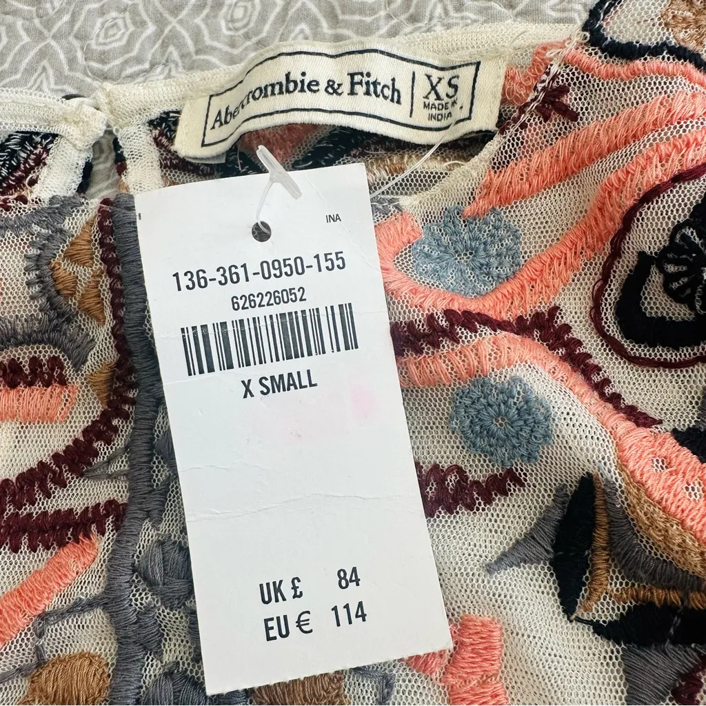 NEW! Abercrombie & Fitch Embroidered Mesh Long Sleeve Top Boho Artsy Size XS - Image 5