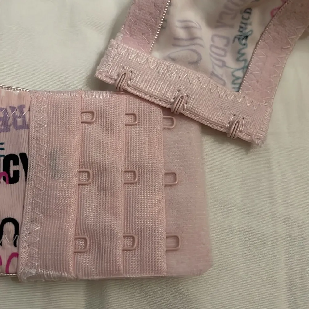 Juicy Couture Pink Bra with Text Print Womens Size 40D Padded Underwire Logo - Image 7