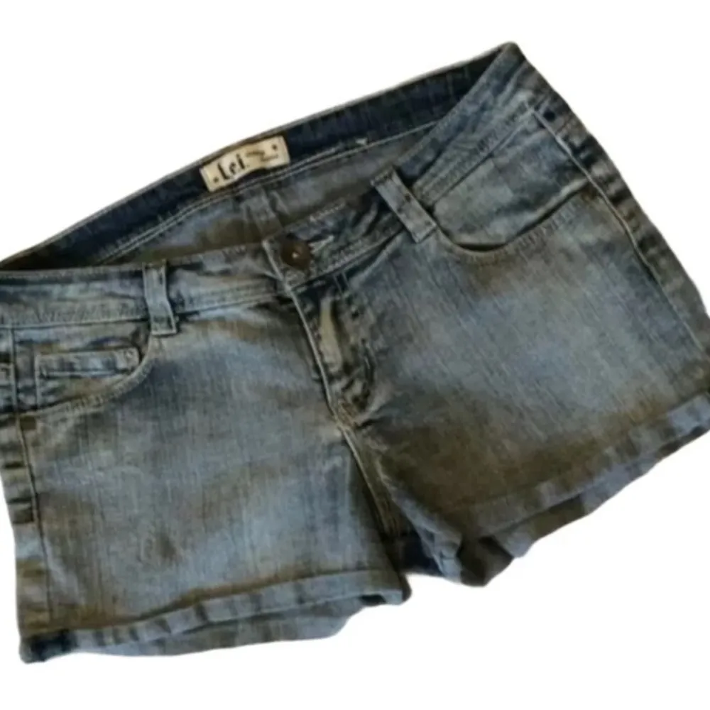 Low Rise Lei Denim Jean Shorts Womens 9 Ashley Retro Stretchy - Image 5