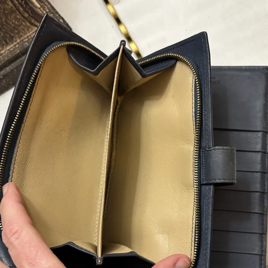 Bottega Veneta Black Woven Wallet - Image 8