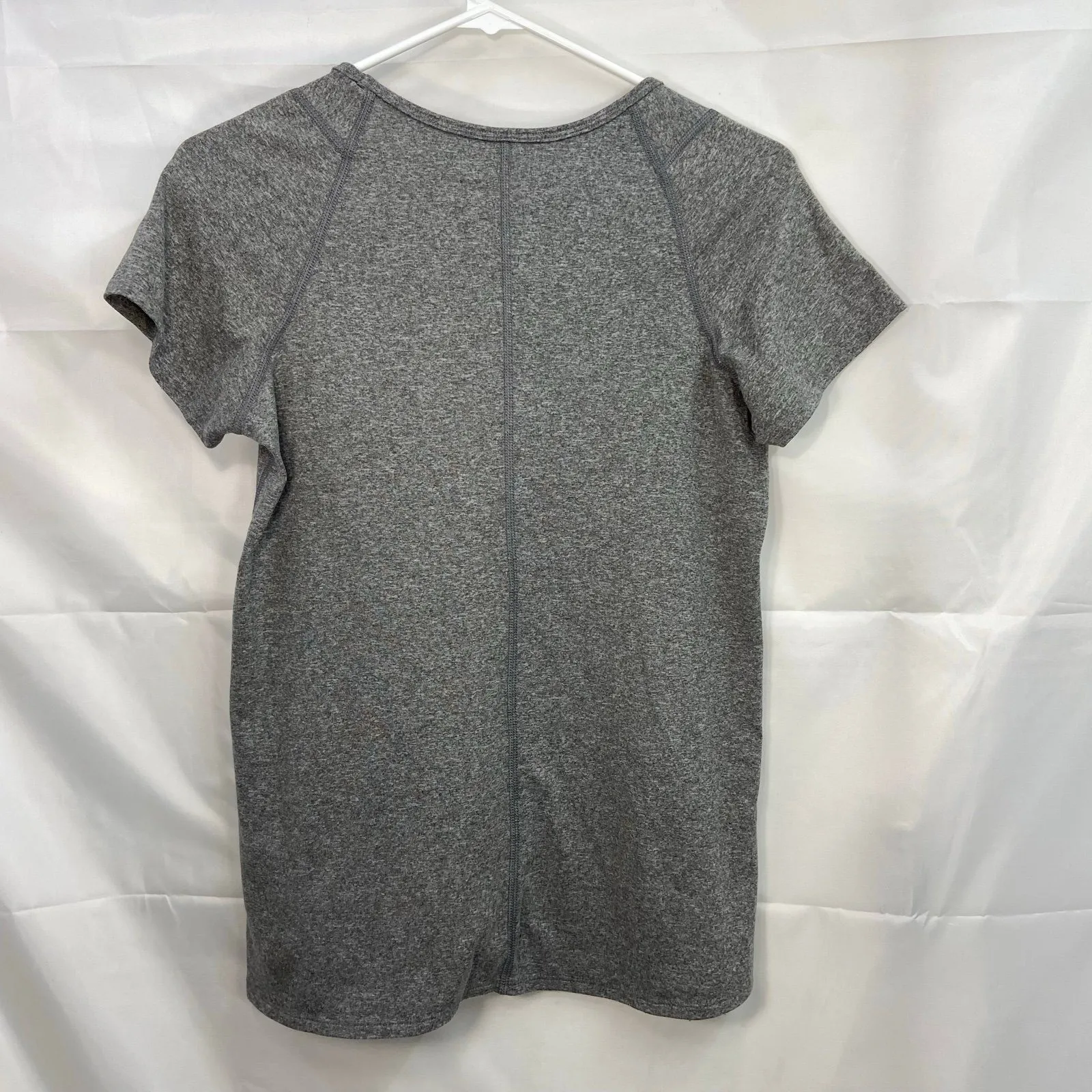 REI women's dark gray‎ scoop neck stretch active athletic outdoor activewear top Size M - Image 5
