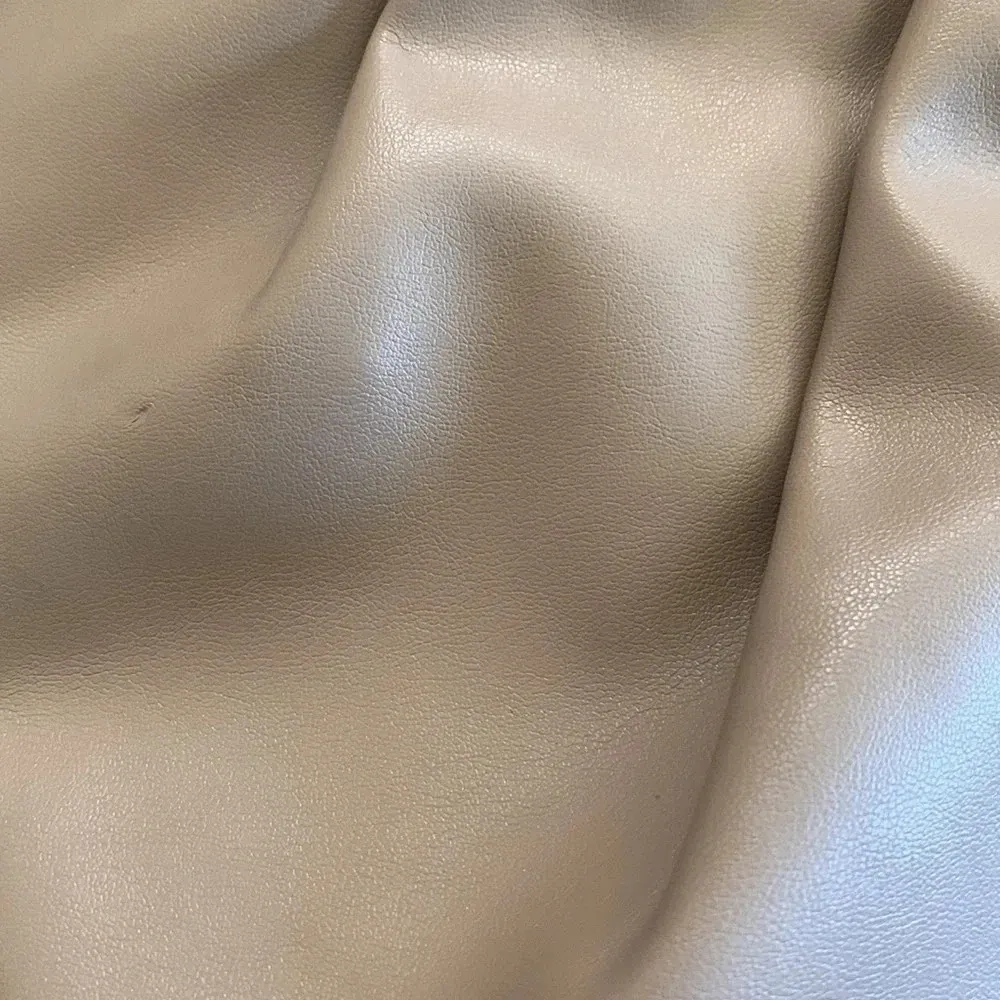 Moda Luxe  vegan leather handbag, like new - Image 5