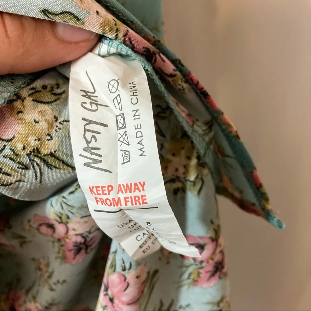 Nasty Gal Floral Crossover V-Neck Short Flounce Sleeves Slit Mini Dress - Image 9