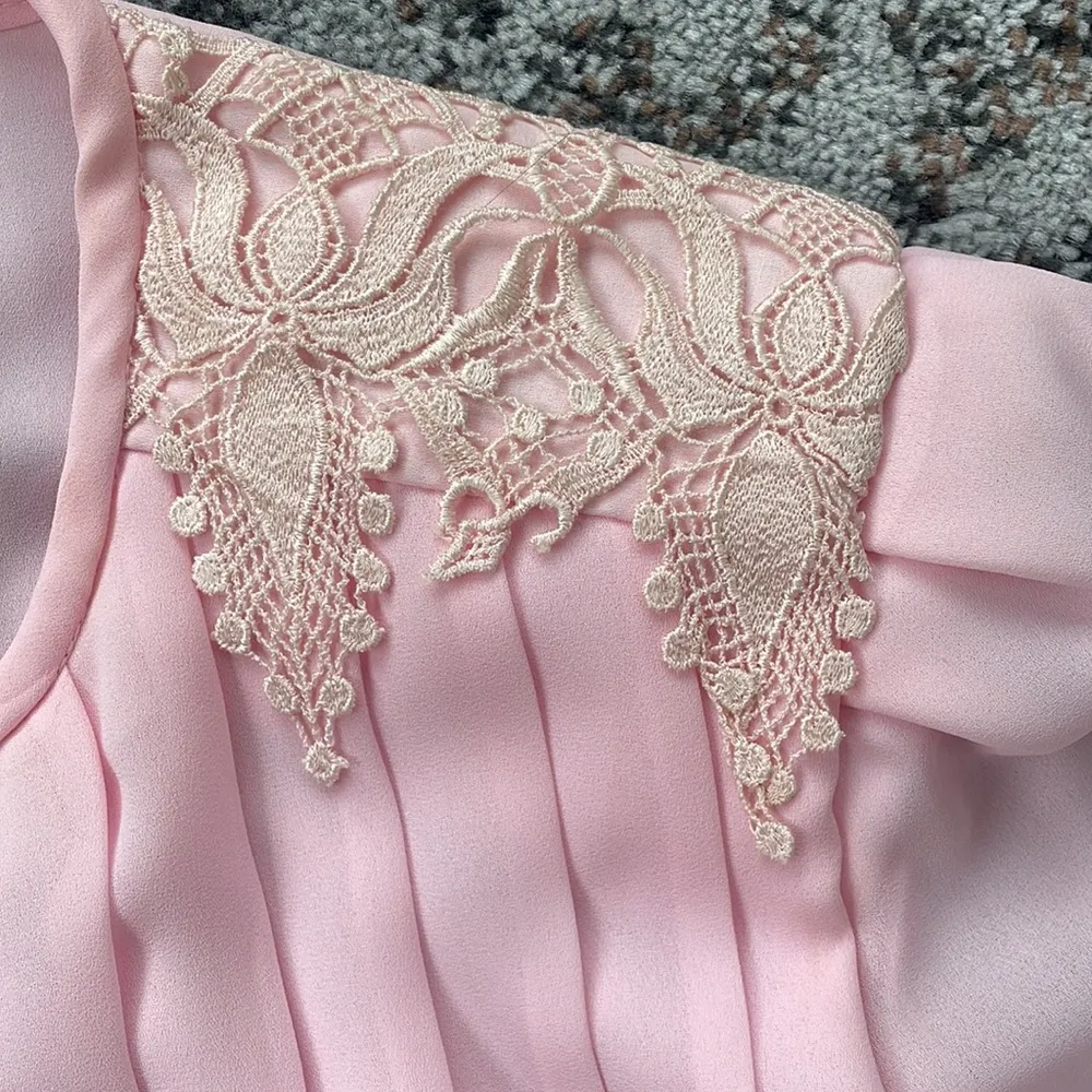 Liz Roberts Vintage Two Piece Lace & Pleated Skirt Set Light Pink 10 - Image 4