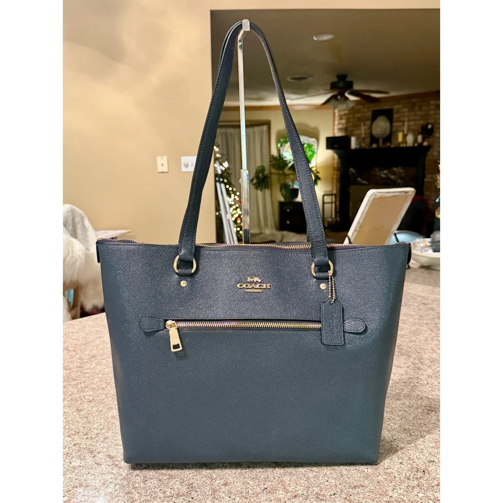 Coach  Gallery Tote - Image 3