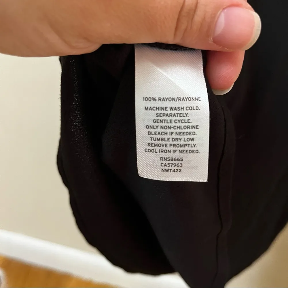 14th & Union Black Short sleeve Top with Front Tie Feature-Size Medium- NWT - Image 5