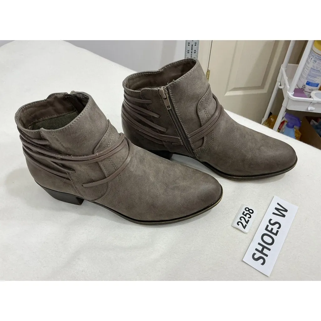 Womans Madden Girl Become Brown Full Leather Strappy Bootie Size 9 M - Image 2