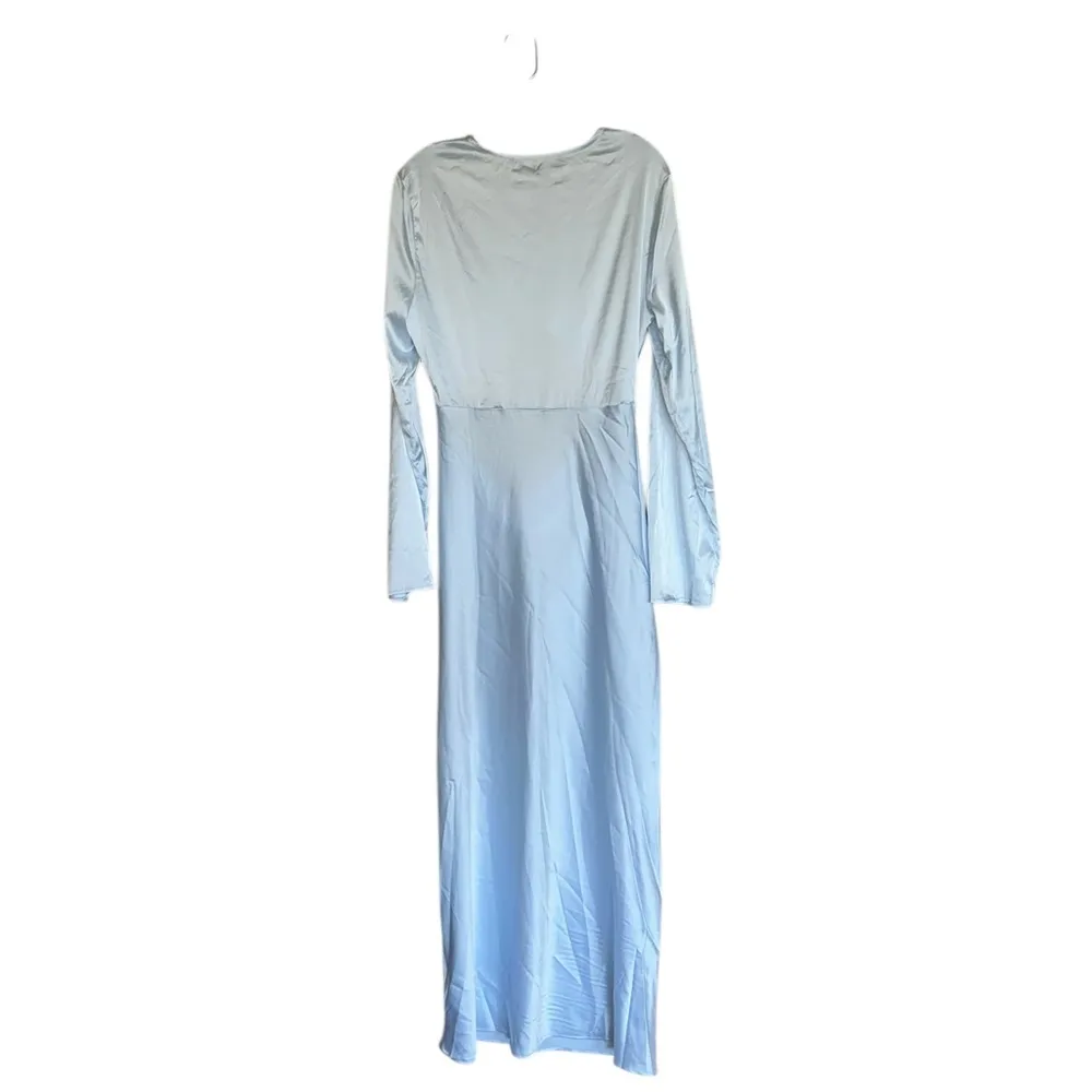 NWT Lioness X U O Amelie Satin Maxi Dress In Powder Blue Front Cut Out - Image 10