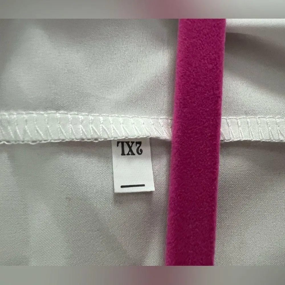 Black and white light weight dress/swim cover up - Image 3