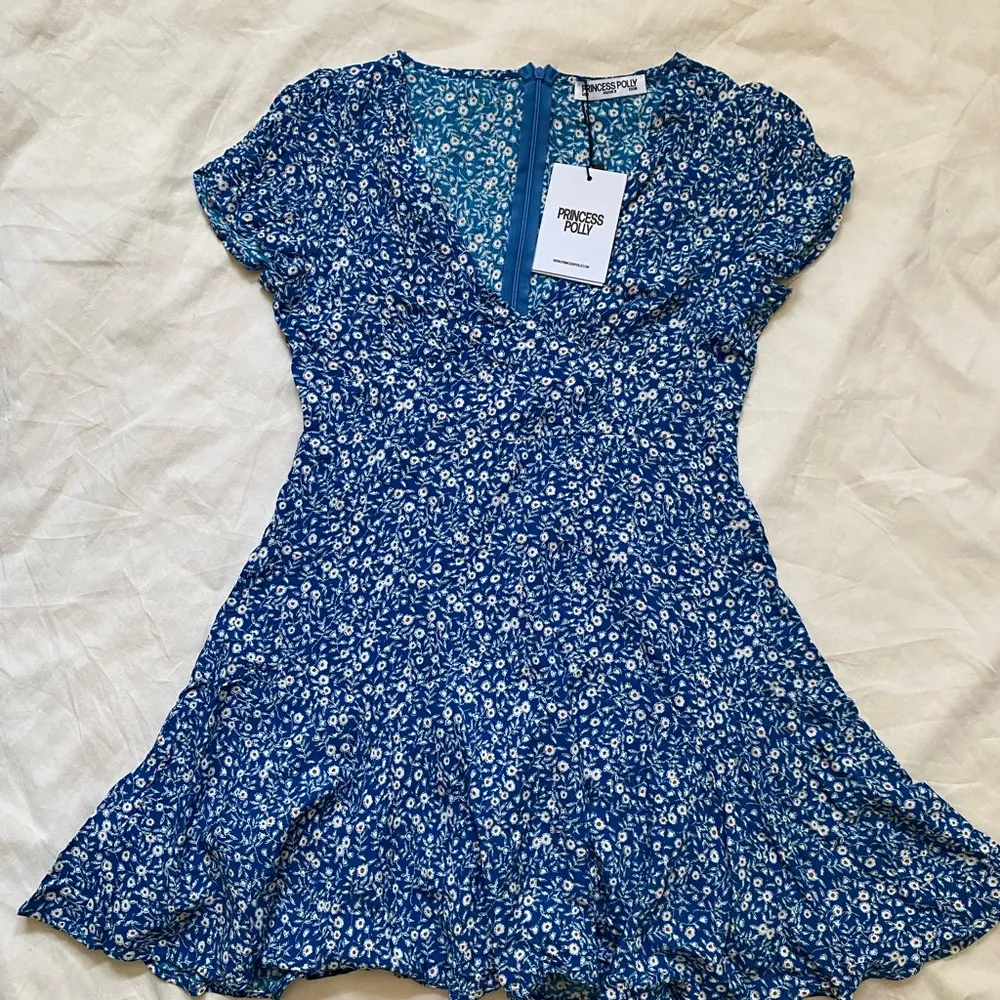 Princess‎ Polly The Sting Blue and White Floral V-Neck Mini Dress Size 4 - Image 2