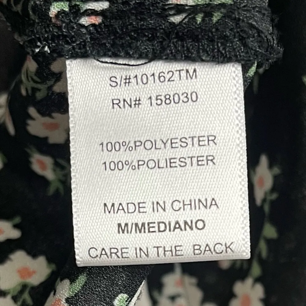 Love Tree Medium Sweetheart Floral Long Sleeve Crop Top Faux Button Up Formal - Image 7