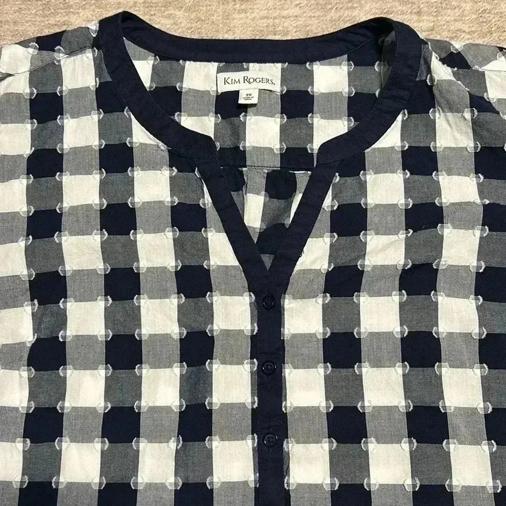 Women's 2X Karen Rogers navy blue white minky dot top v neck - Image 2