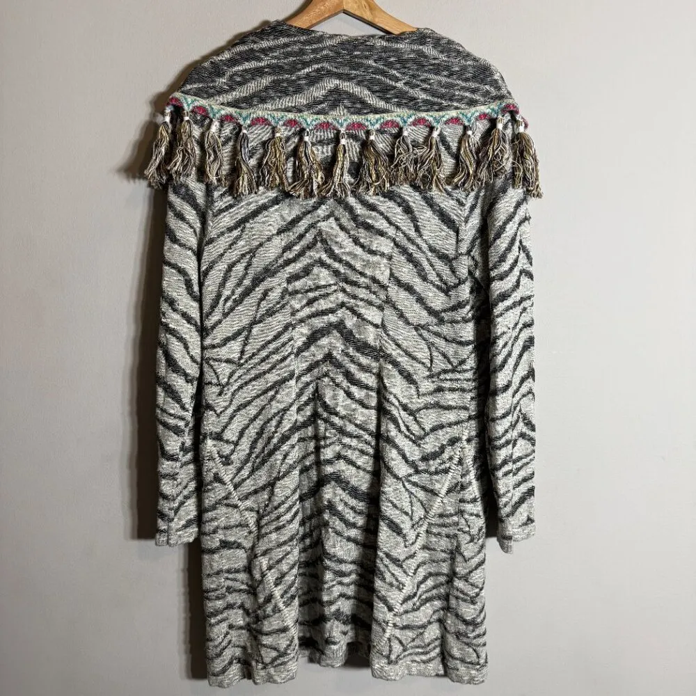 Soft Surroundings Zebra Print Fringe Knit Cardigan Sweater Women's Medium Shawl - Image 9