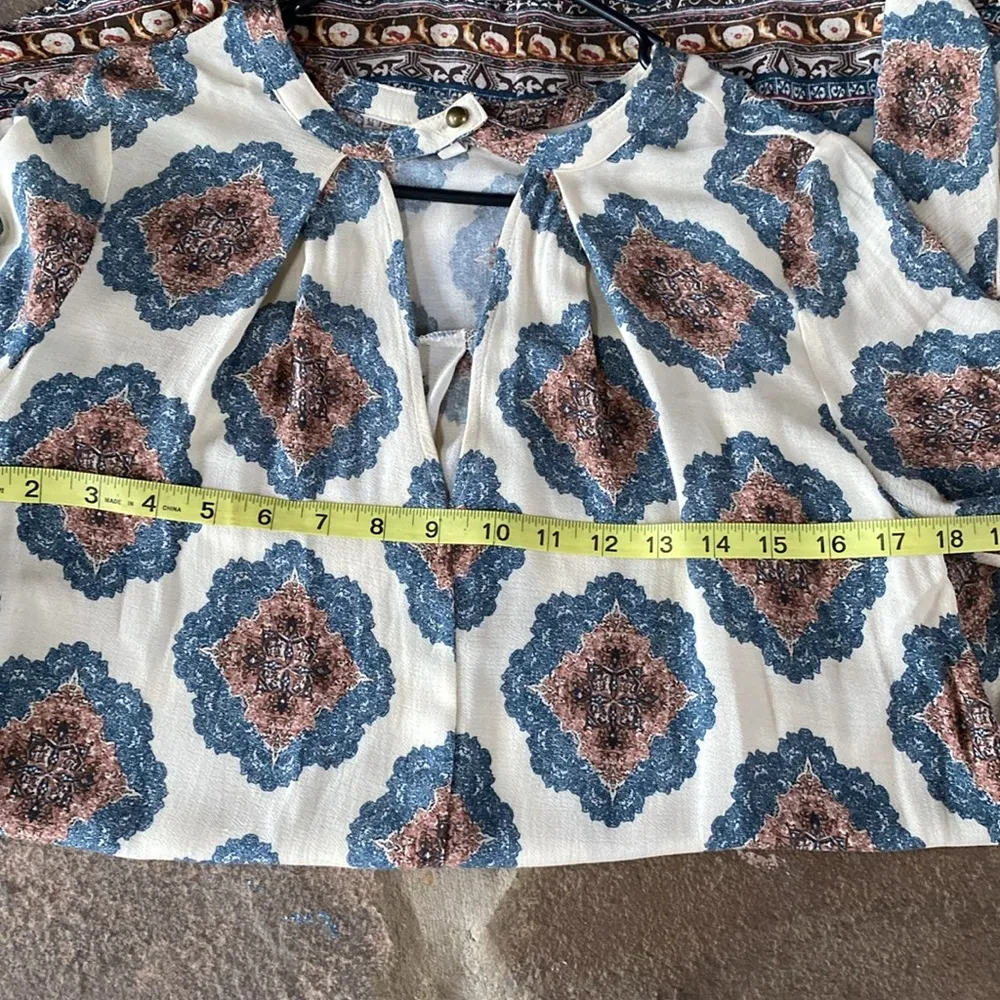 En Creme size Small boho spring summer dress medallion print cream blue mini - Image 6