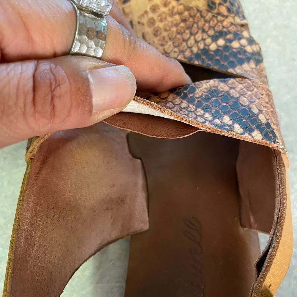 Madewell Snake Print Coastal Minimalist Preppy Modest Quiet Luxury Sanda… - Image 3