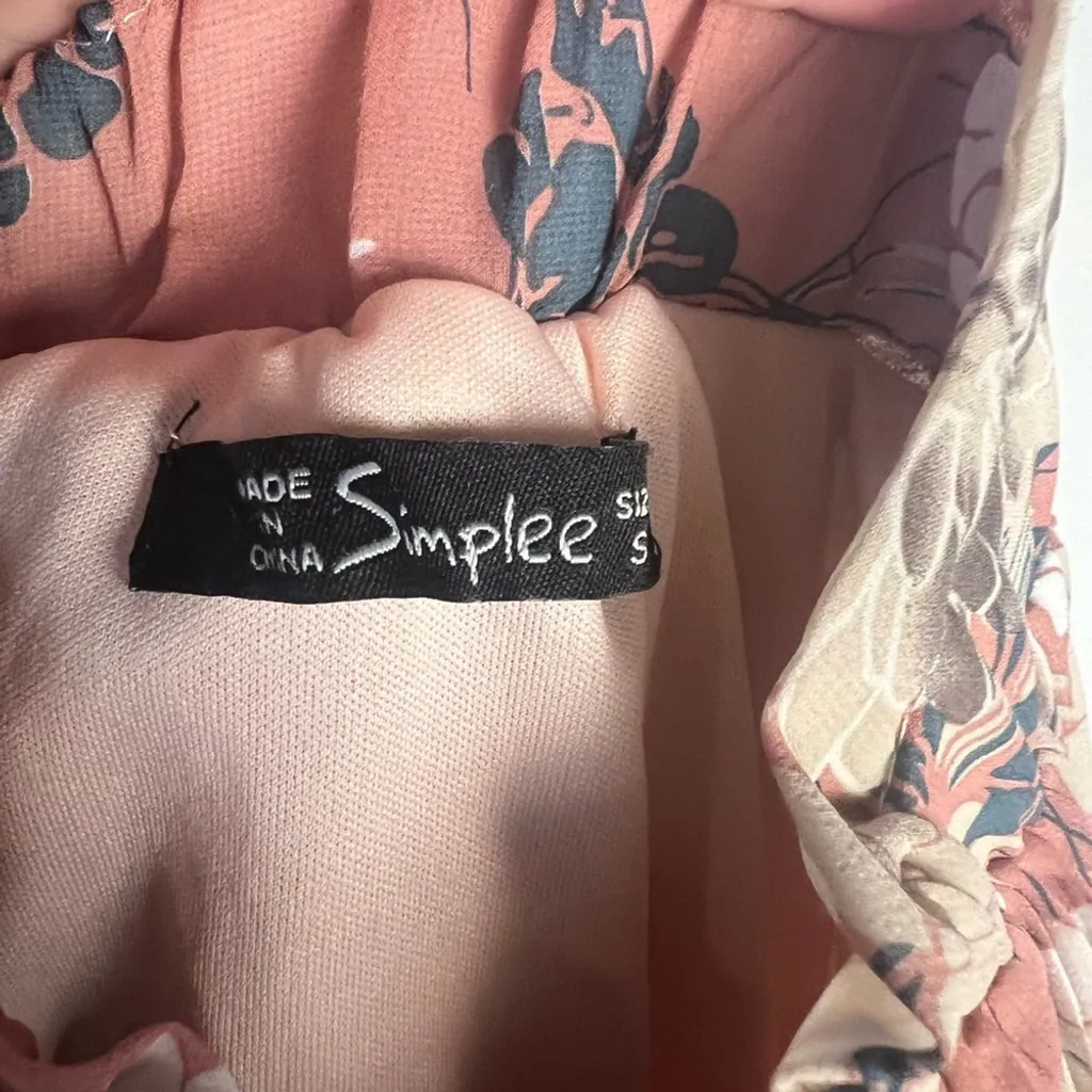 Simplee Pink and White A - Image 3