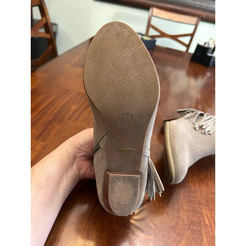 Vionic  Upright Faros Fridge Boot, Size 9 - Image 8