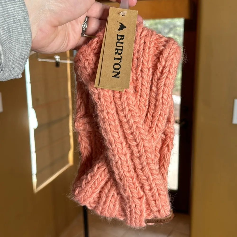 NWT Burton Women's Cloudspin Crabapple Headband - Image 3