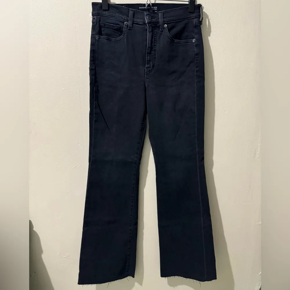 Veronica Beard Leena Bootcut with Raw Hem in Washed Onyx size 29 - Image 2