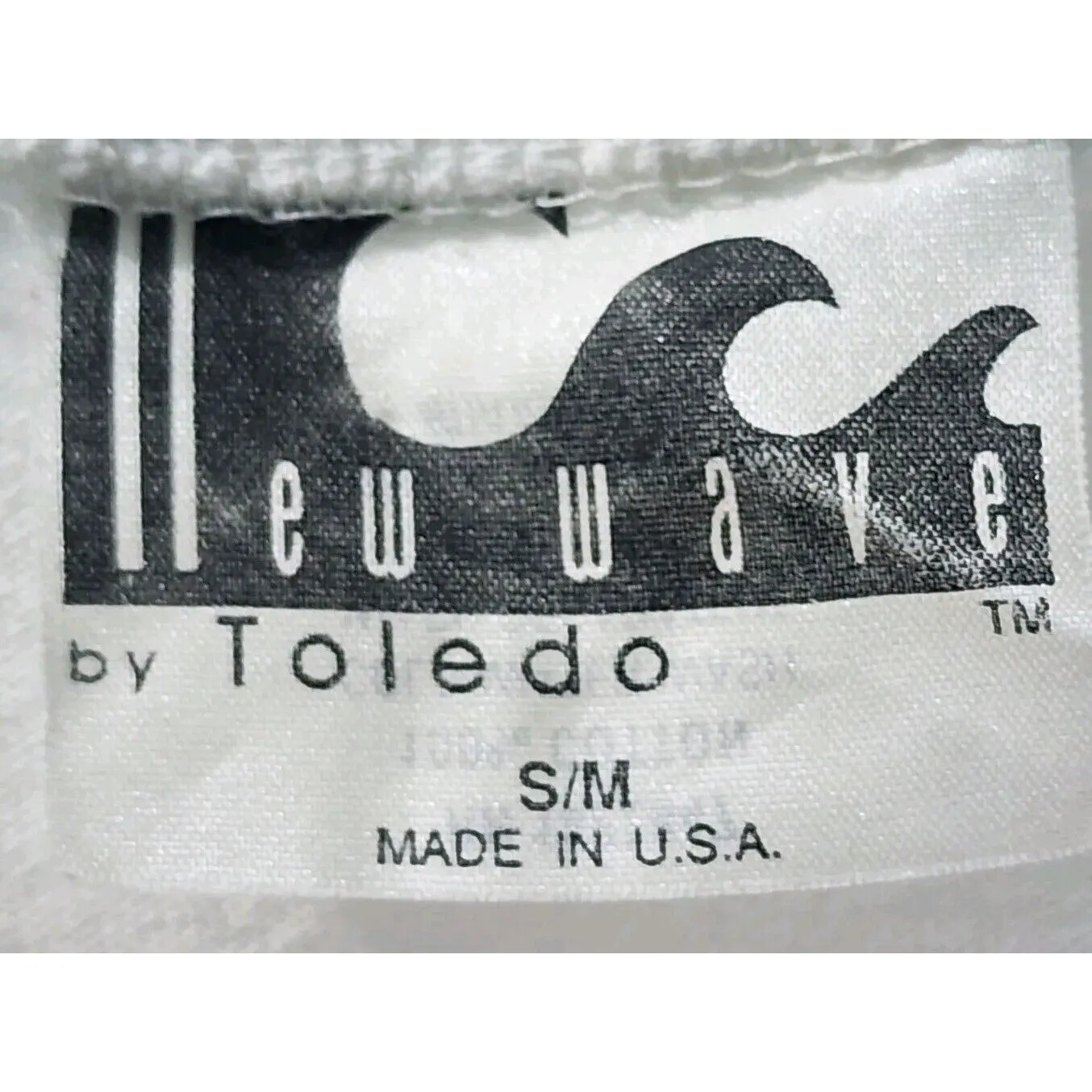 New Wave by Toledo Myrtle Beach Graphic Tee Patriotic USA Made‎ S/M White - Image 3