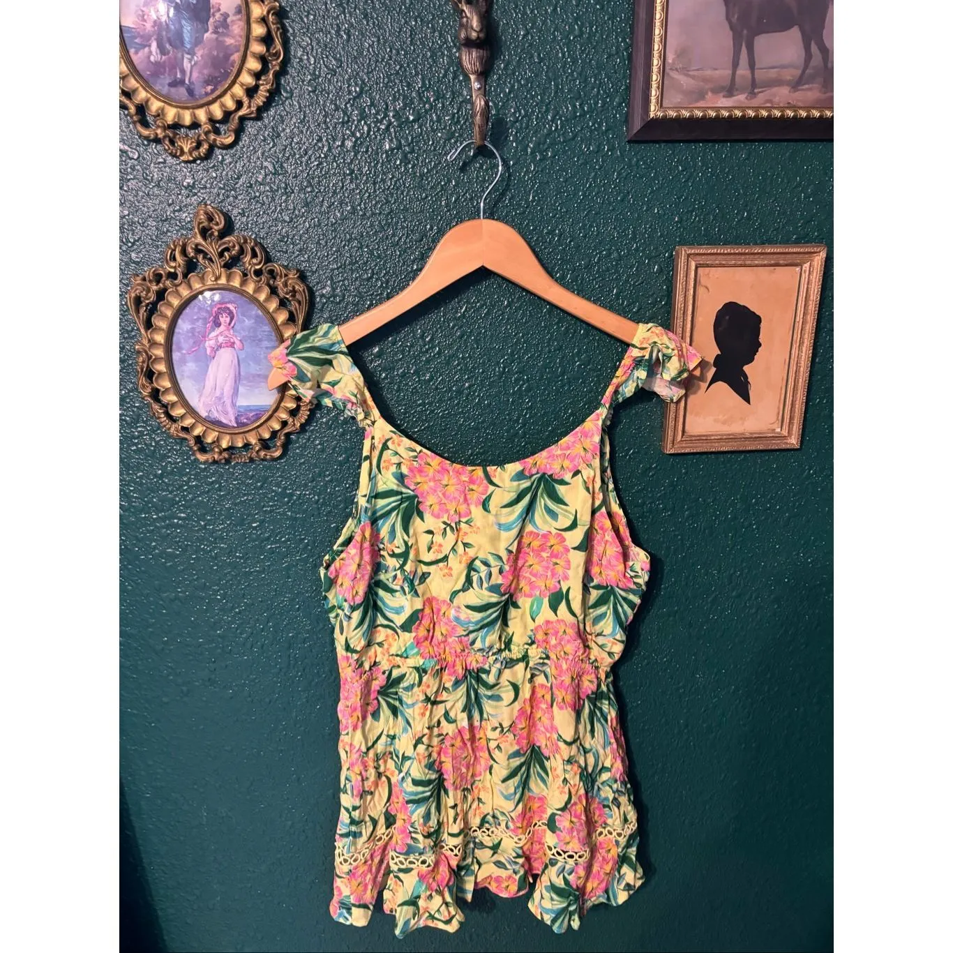 Anthropologie Farm Rio Ruffled Tropical Blouse Tank Sleeveless Size Medium NWT $ - Image 6
