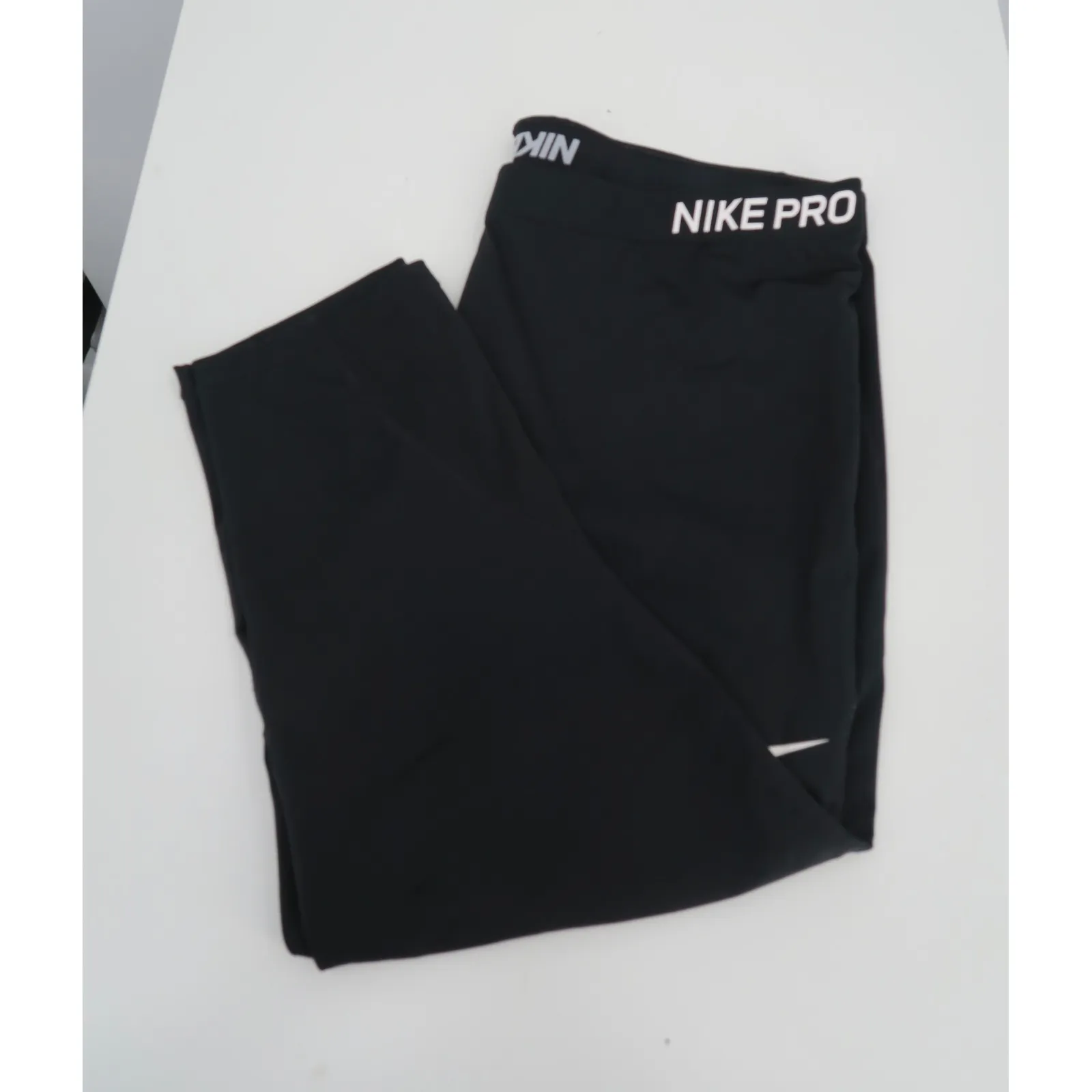 NIKE PRO Dri-FIT Womens 3X Black Compression Capris Athletic Pants - Image 7