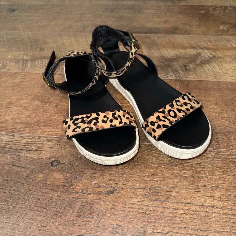 Mia Leopard Print Ankle Strap Women's Sandals - Image 9