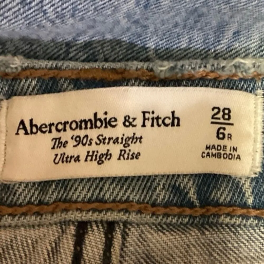 Abercrombie & Fitch The 90's Straight Women's Blue High Rise Denim Jeans Size 6 - Image 4