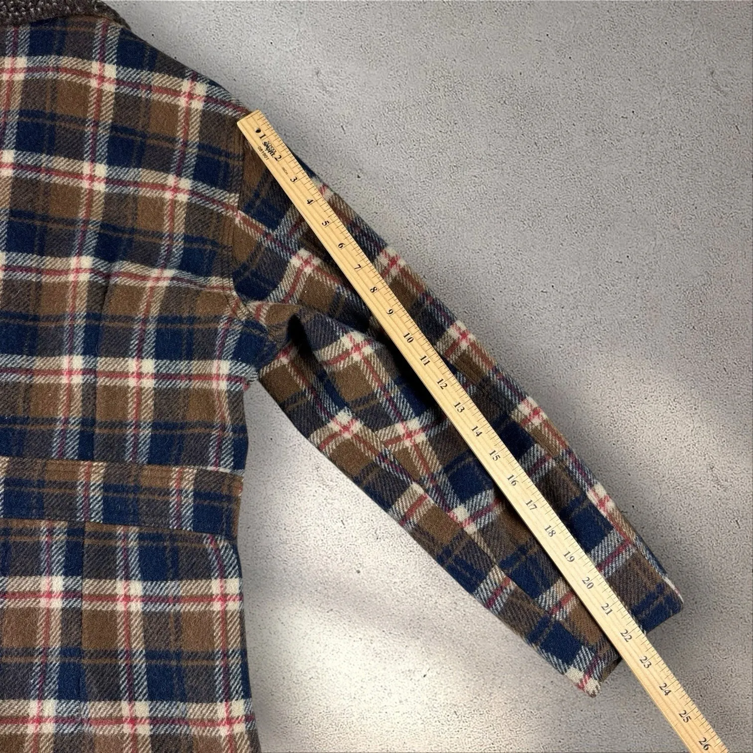 Vintage Woolrich Women's Wool Chore Coat Jacket Medium Plaid Sherpa Collar - Image 8