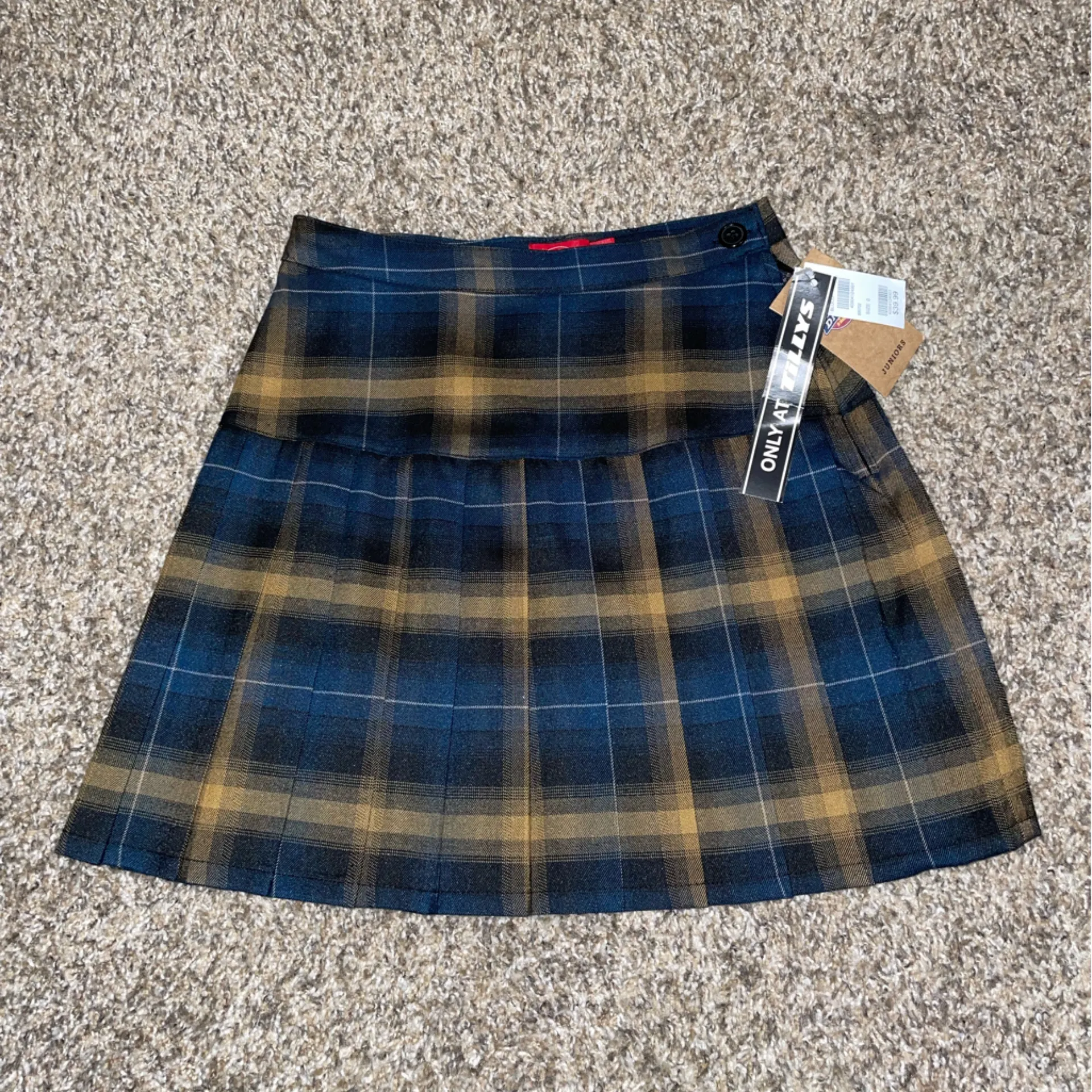 NWt-Dickies Schoolgirl skirt - Image 2