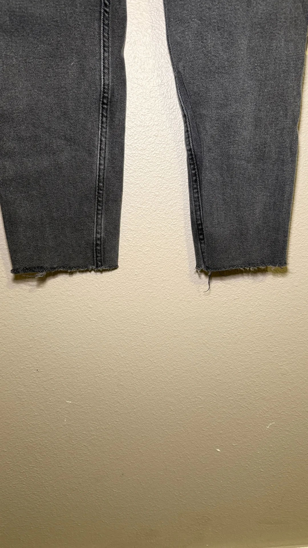Hollister Jeans Mom Ultra High-Rise - Image 5