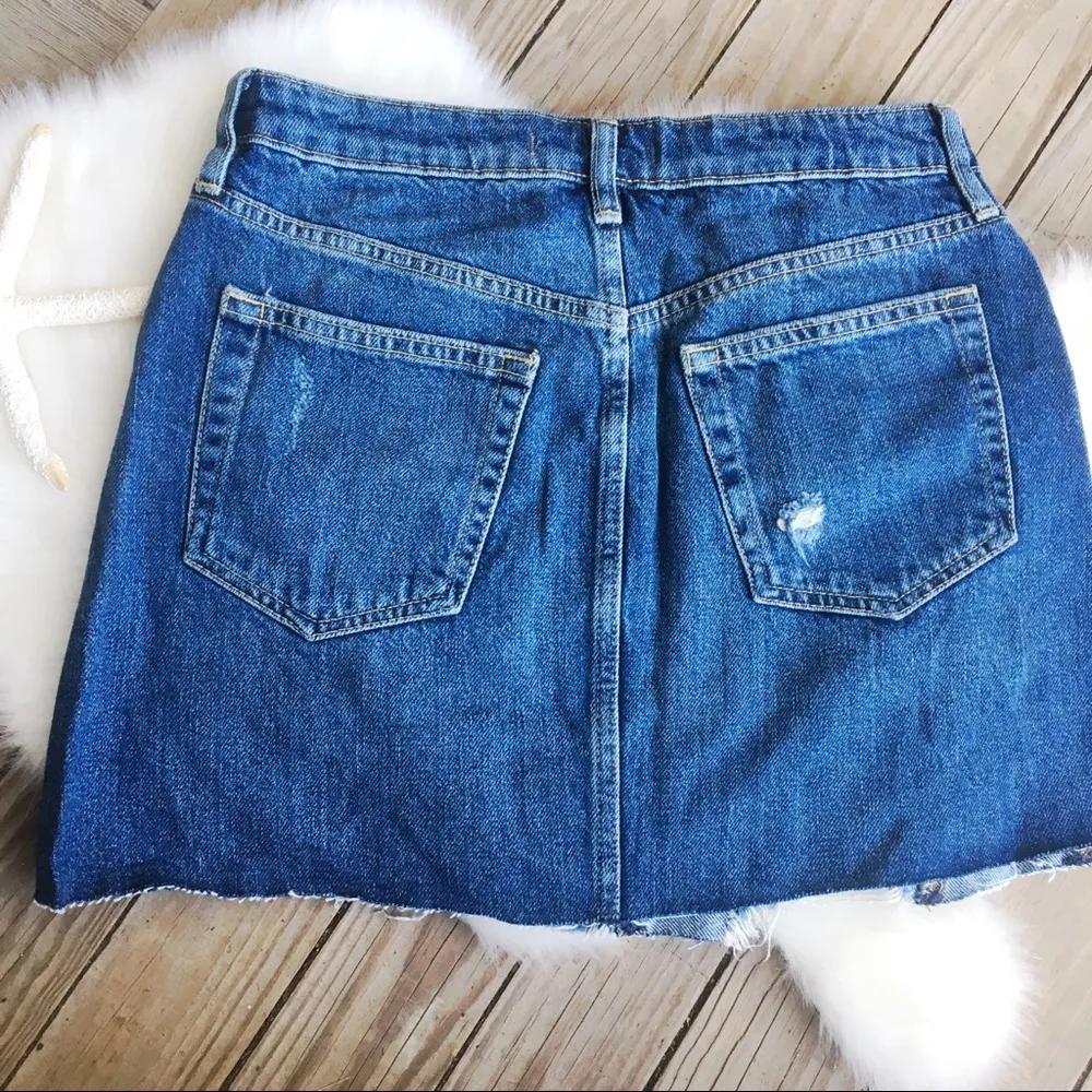 FREE PEOPLE Distressed Dark Denim Mini Skirt 27 - Image 9