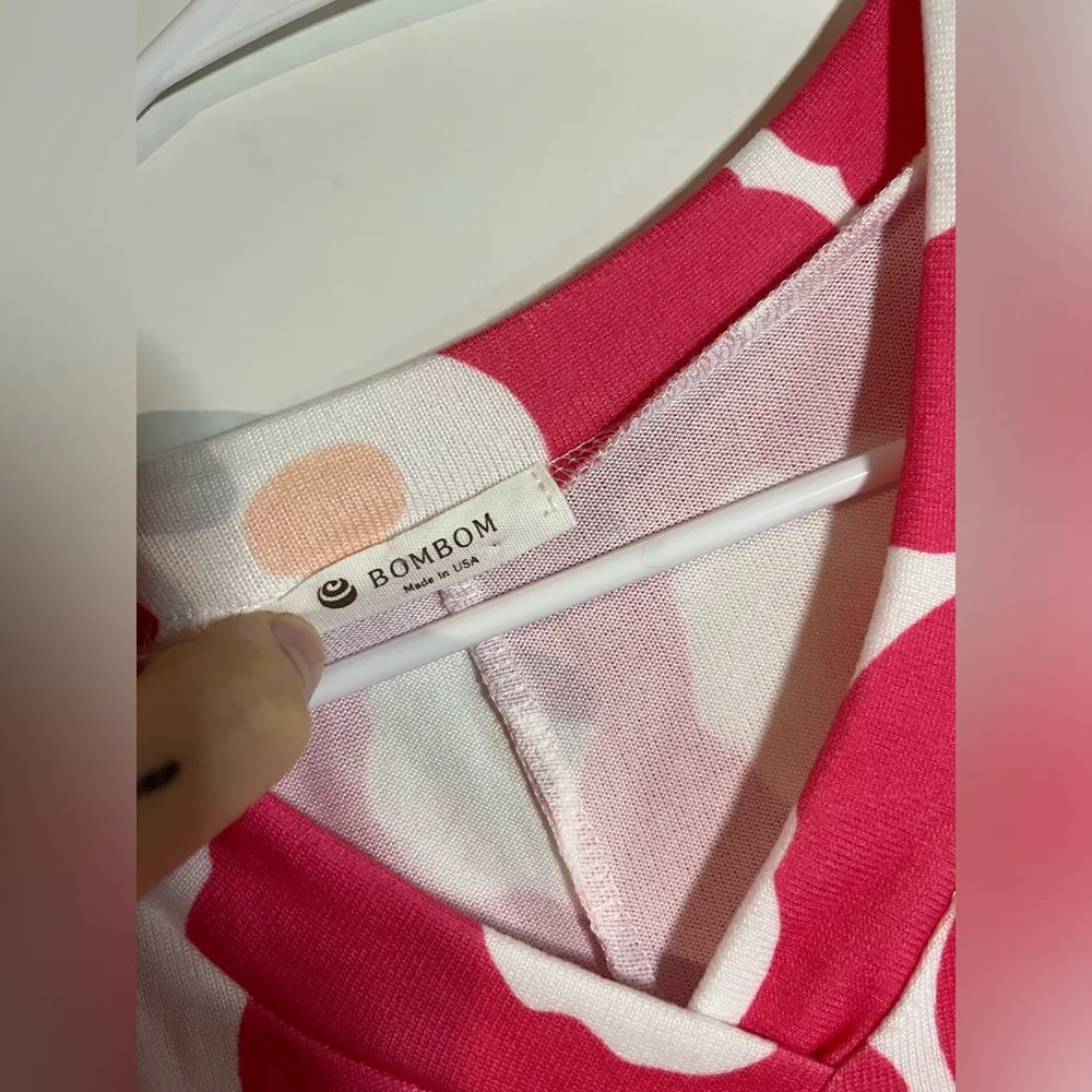 Bombom Abstract Flower All Over Print Stretchy Knit Short Sleeve Blouse Size XL - Image 11