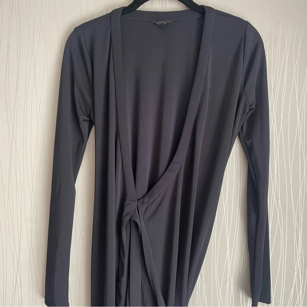 Ann Taylor Wrap Dress – Women’s Size 0 – Navy Blue Jersey - Image 5