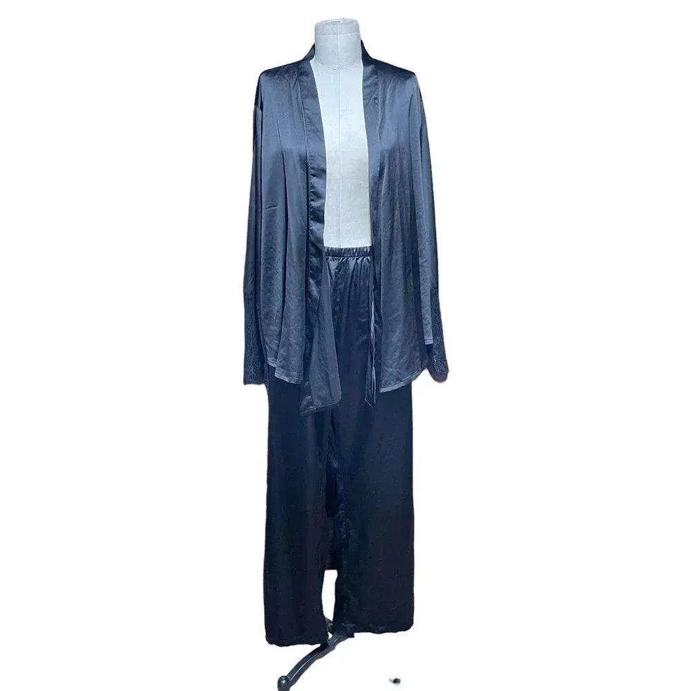 Gabi Fresh x Playful Promises Joanie Satin PJ Set Black Size US‎ 18 - Image 3