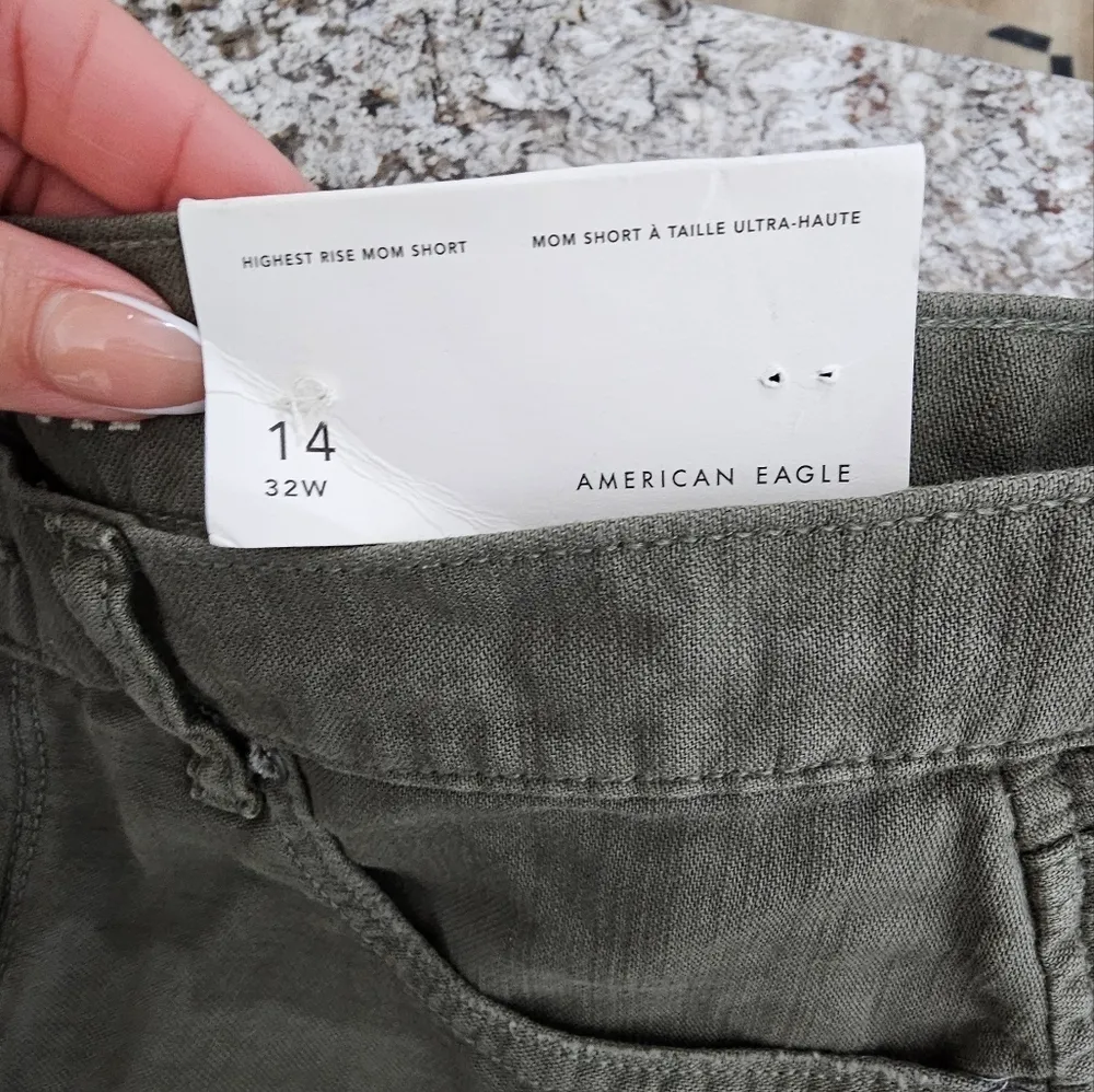 American Eagle Highest Rise Mom Shorts Green Size 14 - Image 3