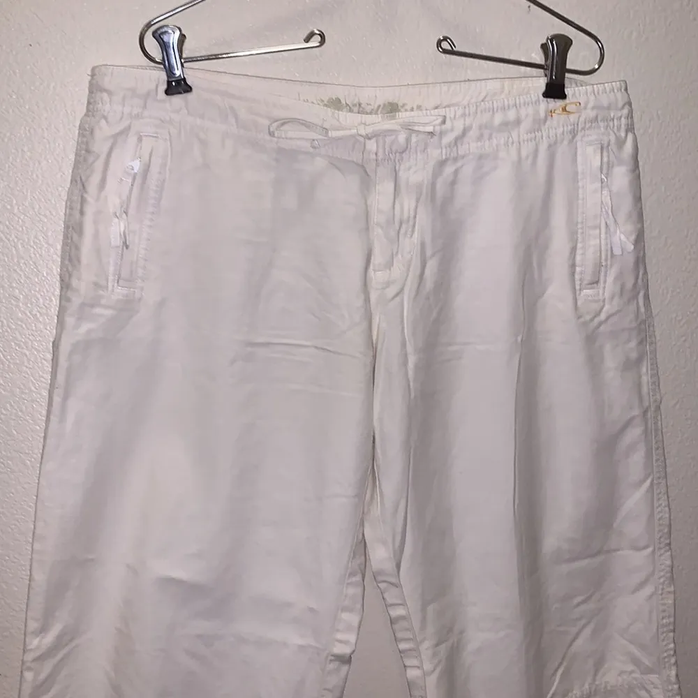 O’Neill white cotton nylon cargo capri pants - Image 2
