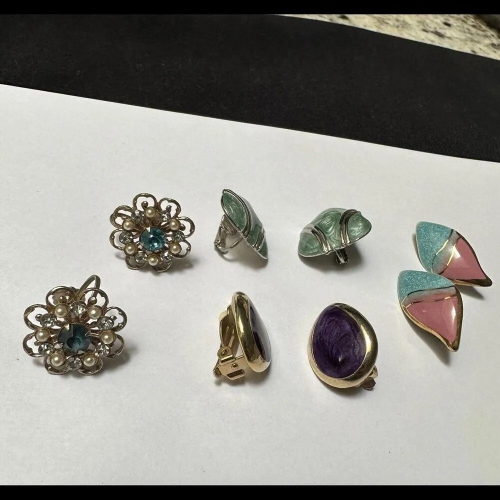 Lot Of 4 Clip On Screw On Earrings 1 Ceramic 2 Enamel 1 Rhinestone - Image 7