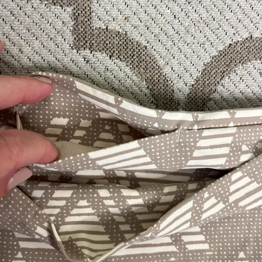 Aerie chill play move geometric Patterned 7/8 Leggings - Image 7