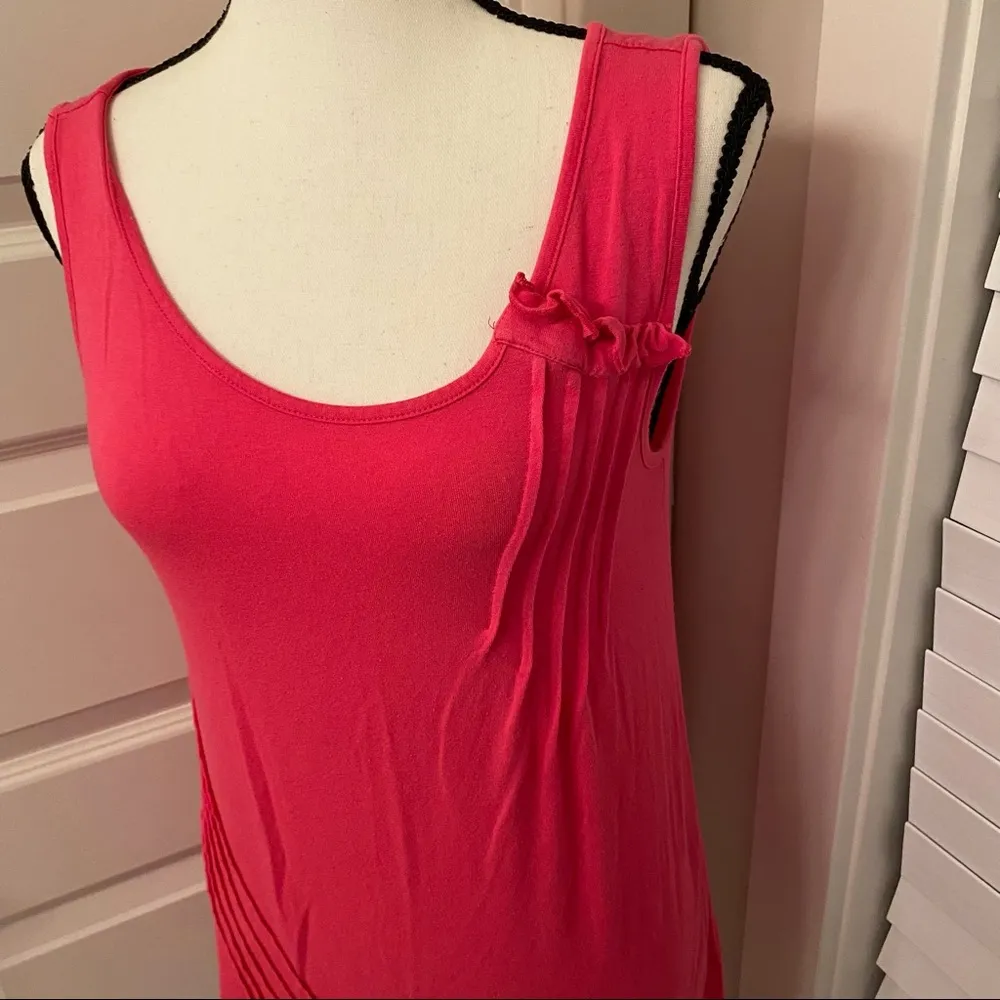 Hanna g|| Pink sleeveless long tunic top with design on shoulder and bottom Size M - Image 2