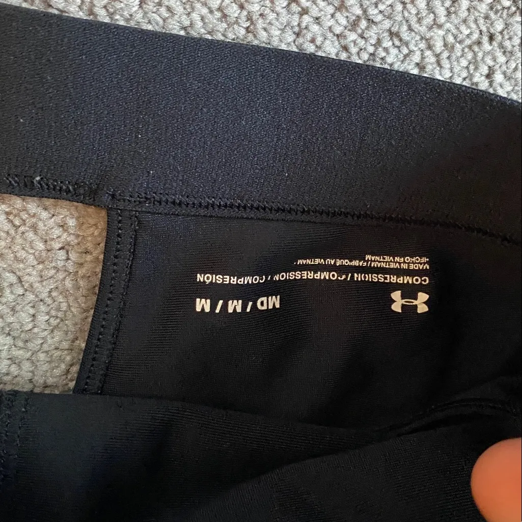 Under Armour Black Multicolor Compression Sports Bra SIZE M - Image 2