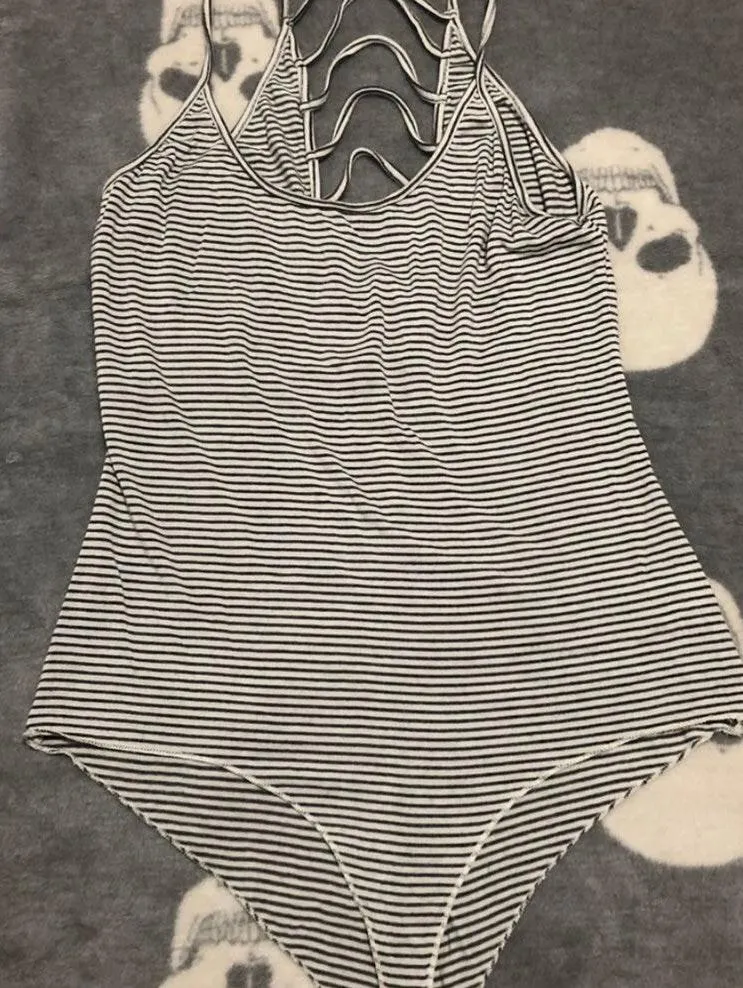 LF reversible LADDER BODYSUIT - Image 3