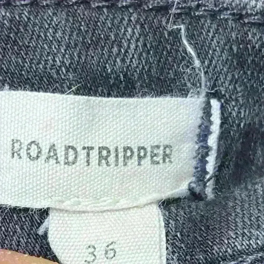 Madewell Roadtripper jeans black skinny‎ stretchy Sz 36 - Image 6